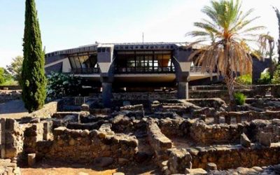 Arqueología y Fé: La casa de San Pedro en Cafarnaum